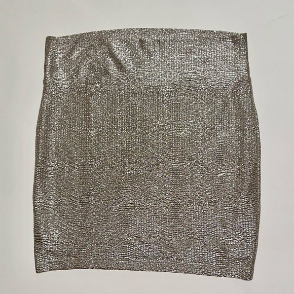 Decree mini bodycon golden metallic slip on skirt - Picture 1 of 4